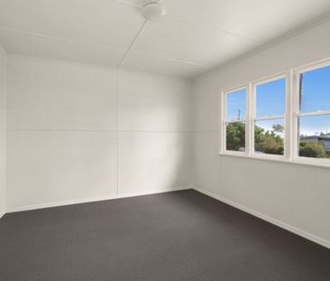 Reduced - Freshly Renovated Family Home! - Photo 1