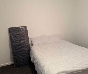 Room in a Shared House, Aisgill Avenue, W14 - Photo 4