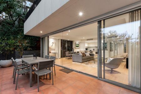 1/245 Kooyong Road, Toorak VIC 3142 - Apartment For Rent | Domain - Photo 2