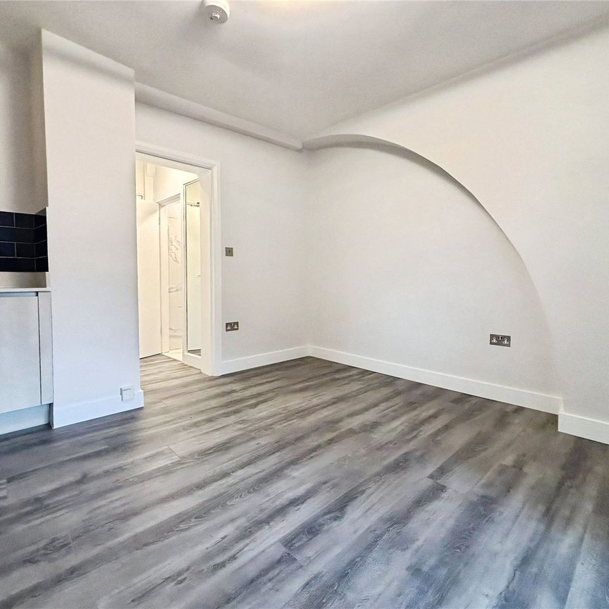 St. Stephens Crescent, London, W2 5QT - Photo 1