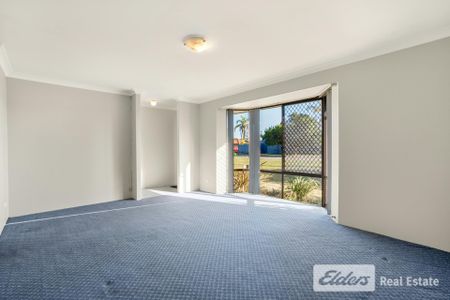 LARGE BLOCK, WITH SIDE ACCESS AND A WORKSHOP - Photo 2