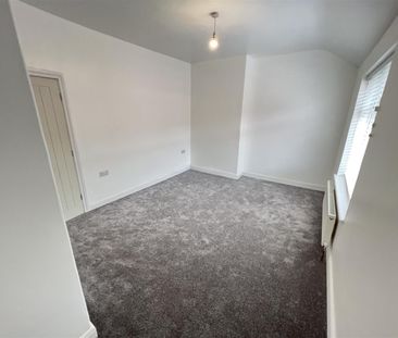 Newton Road, Hoylake - Photo 4