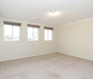 24 Fairview Road, - Photo 1