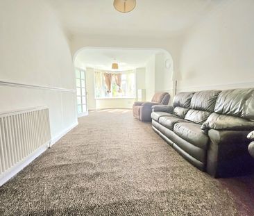 3 Bed Semi-Detached House, Meyrick Avenue, LU1 - Photo 1