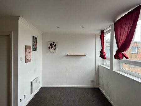1 bedroom flat to rent - Photo 3
