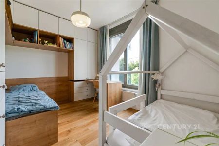 Prémiové 3+kk blízko metra v novostavbě. Dva balkony, kousek od metra, možnost garáže. Kompletně zařízeno. Praha 9 Vysočany. - Photo 5