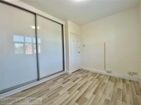 3 bedroom semi-detached house to rent - Photo 5