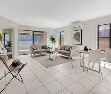 DEPOSIT TAKEN: Stunning Coomera Home for Rent - Enjoy Luxurious Liv... - Photo 3