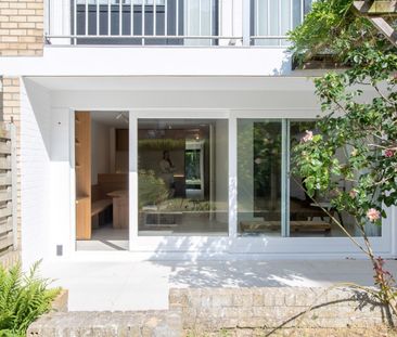 Prachtig gerenoveerd appartement op een centrale ligging met terras... - Photo 4