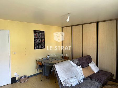 Location Appartement 3 pièces 64m² - Photo 2