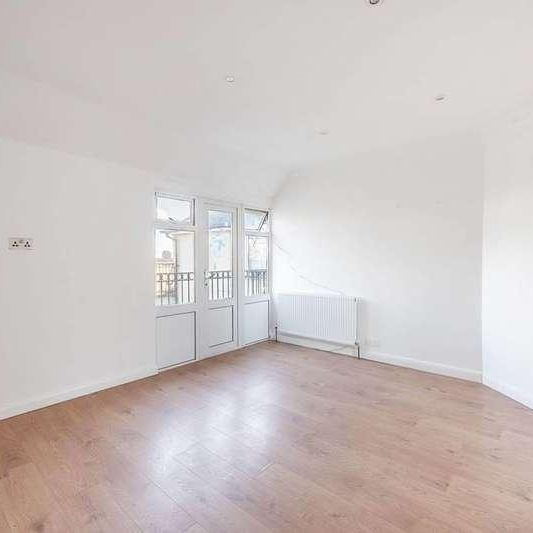 Joel Street, Northwood Hills, HA6 - Photo 1