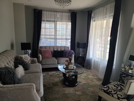 For Lease - 1 Jarrett Court Unit# Upper, Vaughan, Ontario - Photo 3