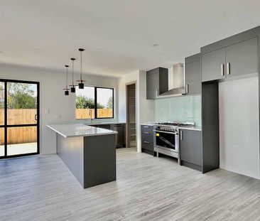 Nearly New 4 Bedroom House in Pukekohe - Photo 3