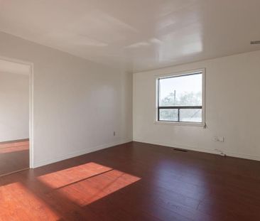 For Lease - 389 Elizabeth Street Unit# Unit 5, Grimsby, Ontario - Photo 1