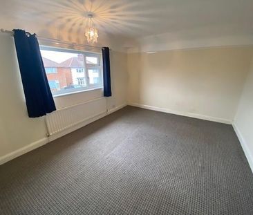 2 bedroom semi-detached house to rent - Photo 4