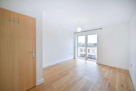 Lanadron Close, Isleworth, TW7 - Photo 2