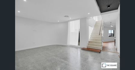 A Perfect Blend of Architectural Style and Modern Luxury - Photo 5