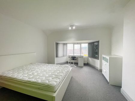 Upper Garth Road, Bangor, Gwynedd, LL57 - Photo 4