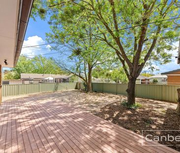 28 Kalgoorlie Crescent, Fisher ACT 2611 - House For Rent | Domain - Photo 4