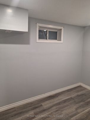 6387 Chaumont Crescent - Photo 1