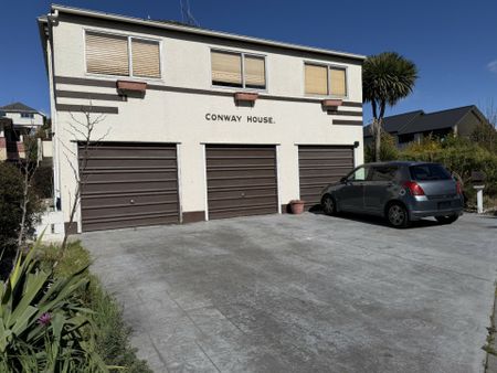 Close to the Bay - Photo 5