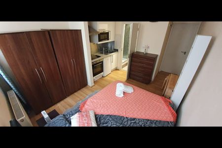 Studio Flat, Willesden Green, NW6 - Photo 3