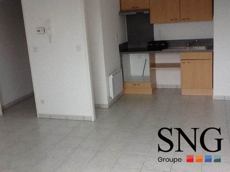 T2 AVEC TERRASSE ET PARKING - Photo 3