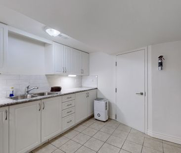 For Lease - 246 Elizabeth Street, Oshawa, Ontario - Photo 3