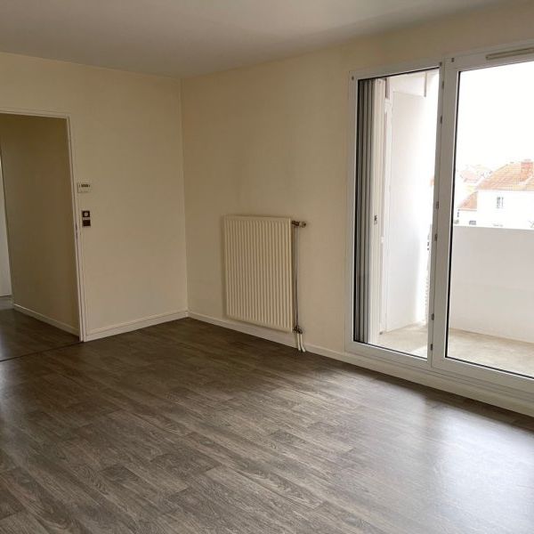 Location Appartement 2 pièces 49m² TROYES 10000 - Photo 1