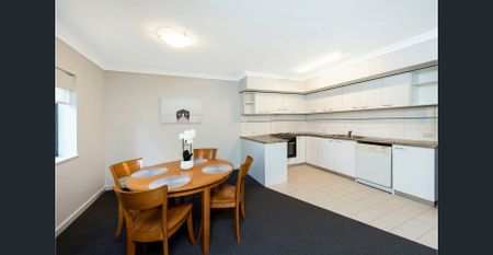 Inner City Living - Photo 3