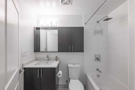 For Lease - 3600 Highway 7 N/A Unit# 404, Vaughan, Ontario - Photo 4