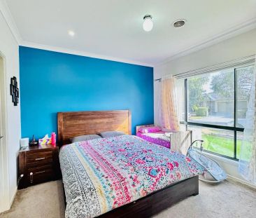 8 French Street, Truganina VIC 3029 - Photo 4