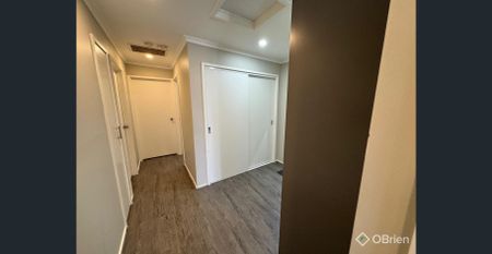 29 Rachel Drive, Cranbourne North, Vic 3977 - Photo 5