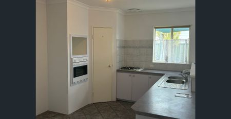 Magnificent Living in a Prime Location - Photo 4