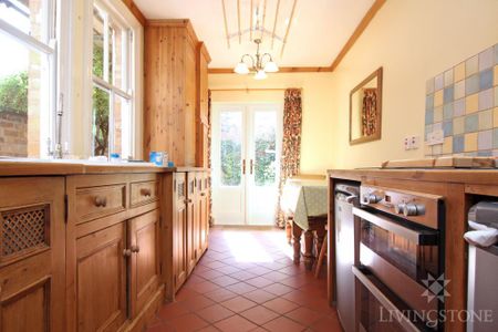 4 bedroom terraced house to rent - Photo 5