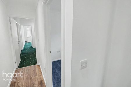 3 bedroom detached bungalow to rent - Photo 5