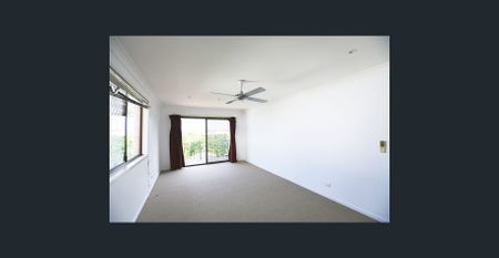 Family Home with Space, Space and more Space... - Photo 5