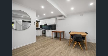 Just minutes from the beach with water included! - Photo 3