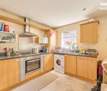 2 bedroom flat to rent - Photo 3