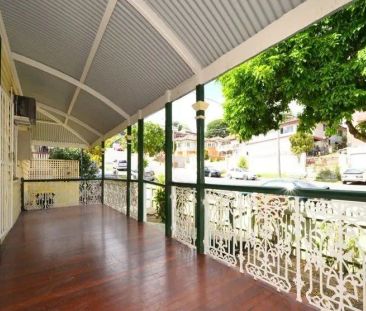 28 Westbourne Street, Highgate Hill QLD 4101 - Photo 4
