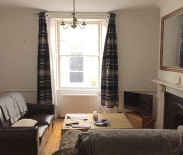 4 Bed Terraced House, Student House - James Place, BS8 - Photo 1