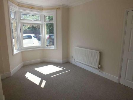 Gloucester Road, Trowbridge, BA14 - Photo 2