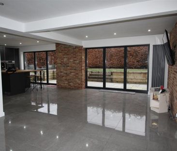 4 bedroom house to rent - Photo 1