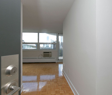 For Lease - 485 Huron Street Unit# 506, Toronto, Ontario - Photo 6