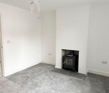 4 bedroom semi-detached house to rent - Photo 1