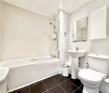 1 Nobel Close, London, NW9 - Photo 5