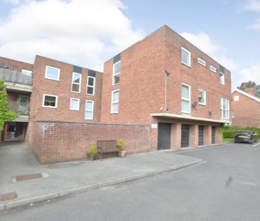 2 Bed Penthouse, Leeds, LS8 - Photo 2