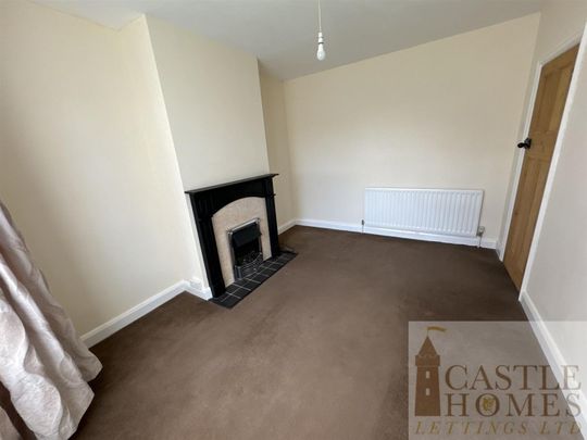 Acton Road, Lowestoft - Photo 1