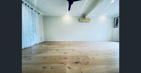 beautiful townhouse … in the heart of Benowa - Photo 2