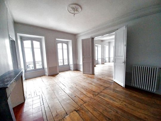 Location Appartement 5 pièces 139m² AURILLAC 15000 - Photo 1